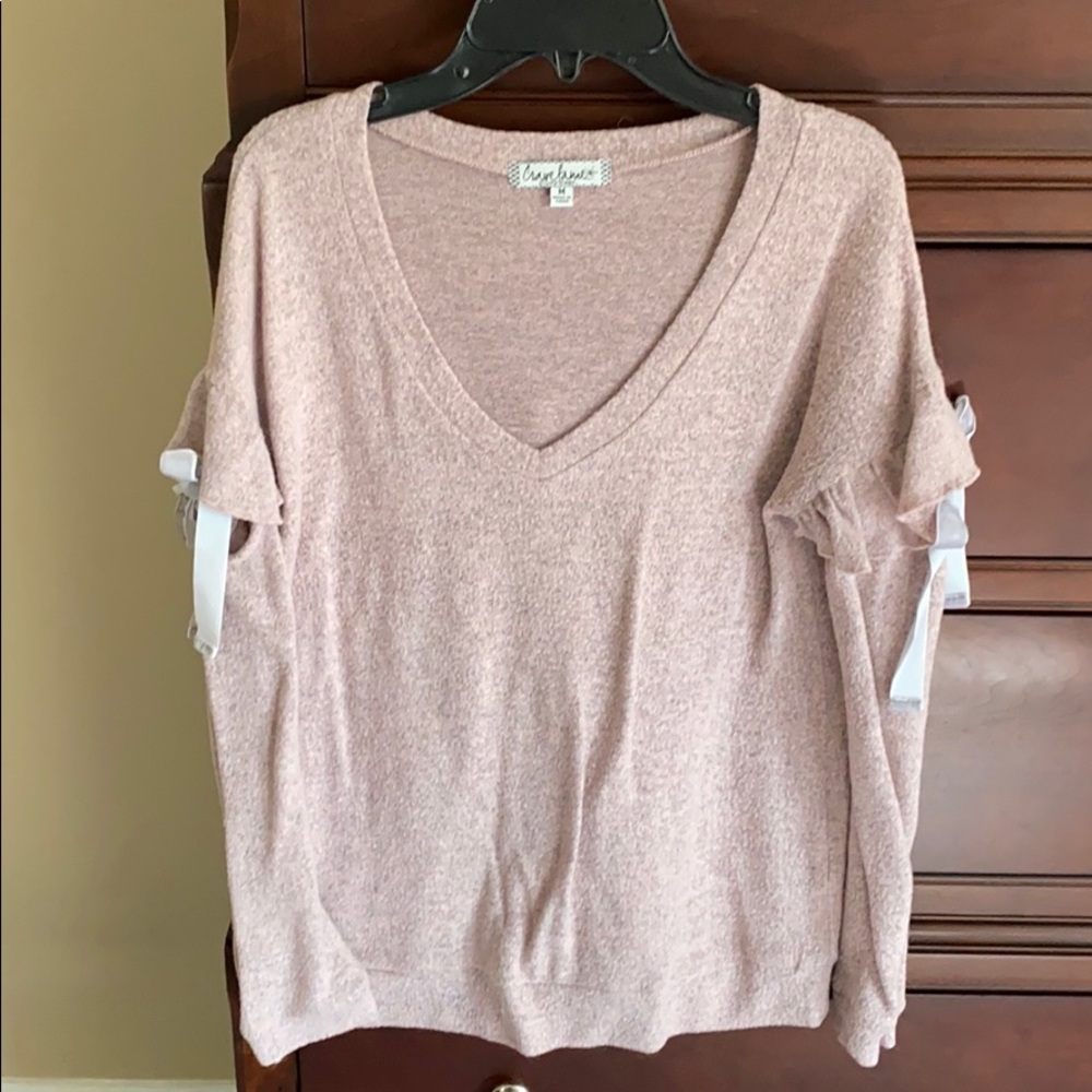 Dusty pink/gray shirt w/velvet bows on sleeves